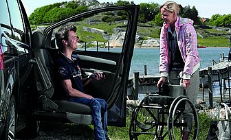 Übersetzhilfen, Aufstehhilfen für Körperbehinderte - Behindertenfahrzeuge24  Fahrzeugumbau für Behinderte Helmshagen